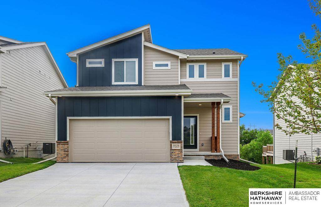 9524 181 Street - Photo 1