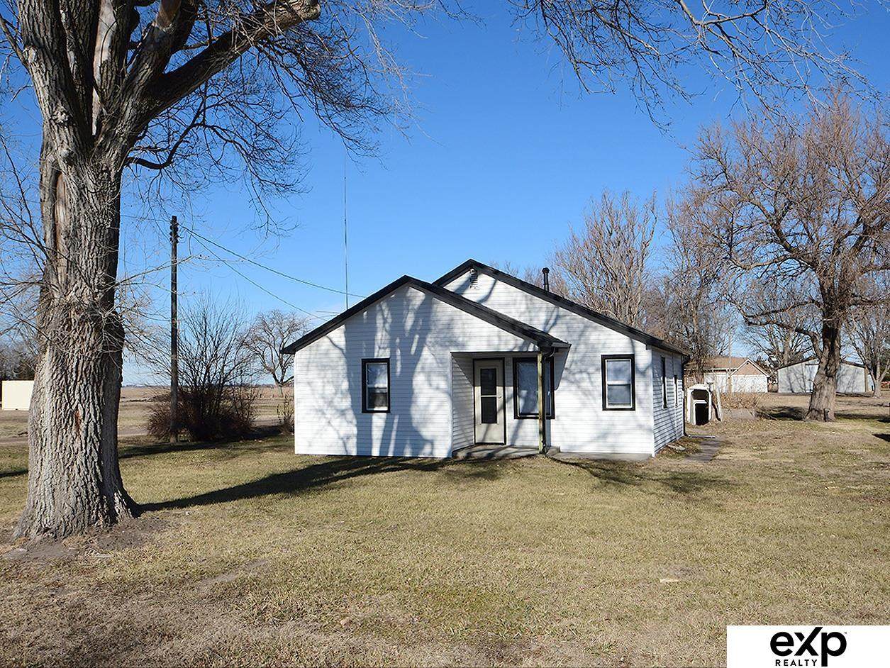 740 10th Street - Photo 1
