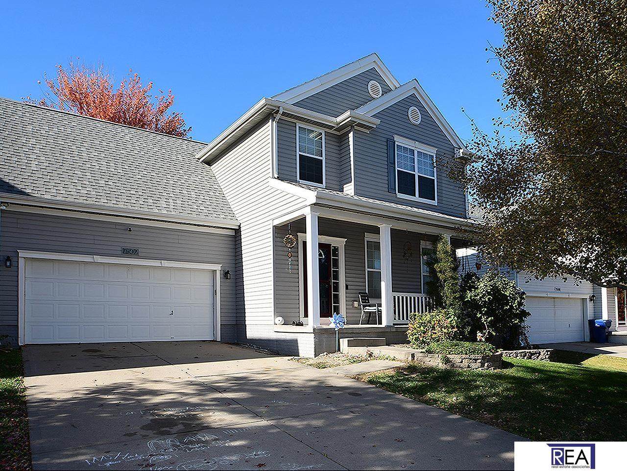 7502 107 Avenue - Photo 1
