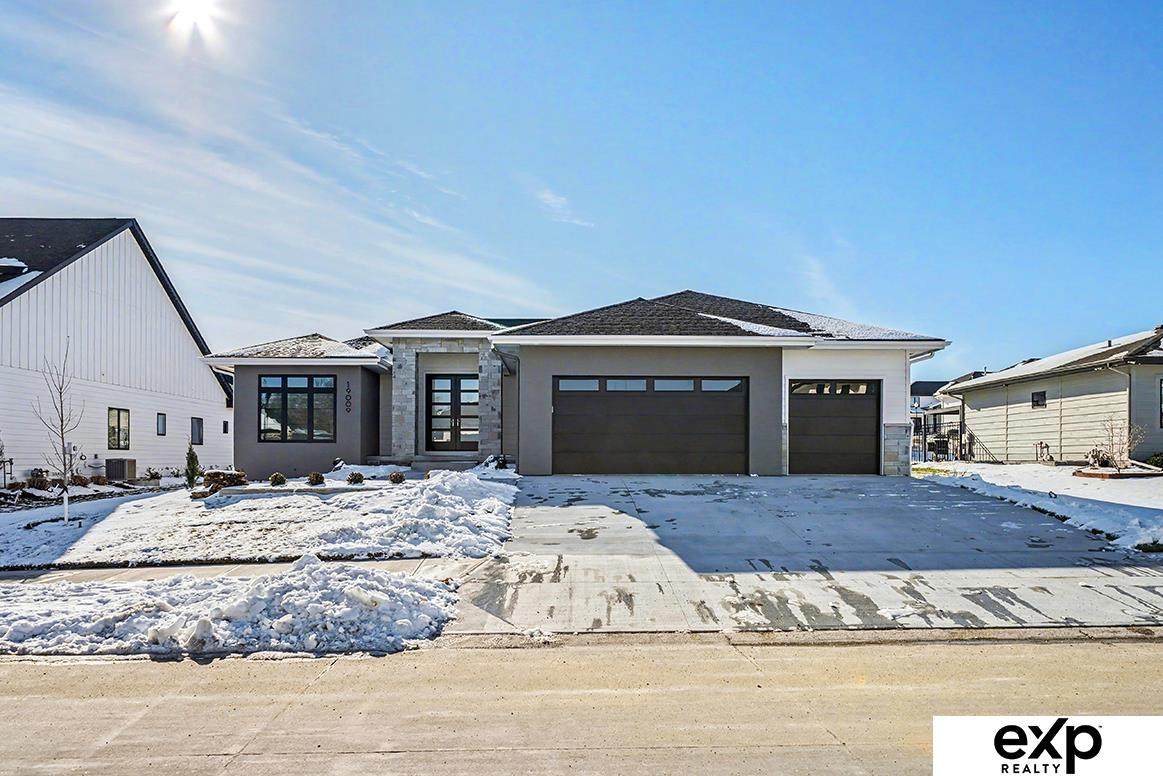 19009 Hackberry Drive - Photo 1