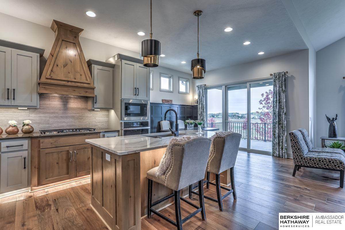 11267 102nd Avenue - Photo 1