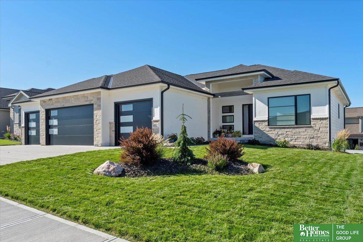6518 208th Avenue - Photo 1