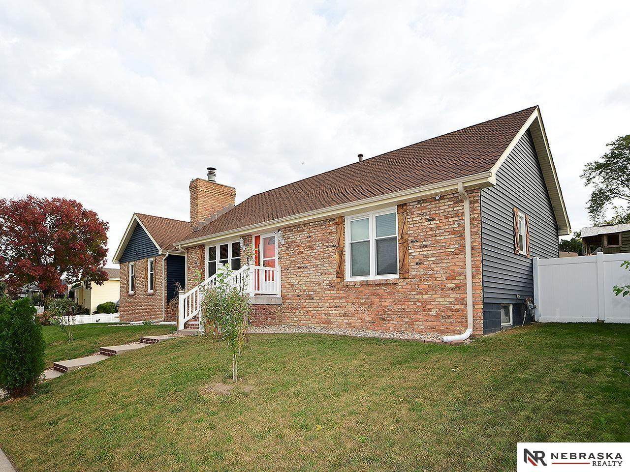 https://bt-photos.global.ssl.fastly.net/omaha/orig_boomver_1_22602386-2.jpg