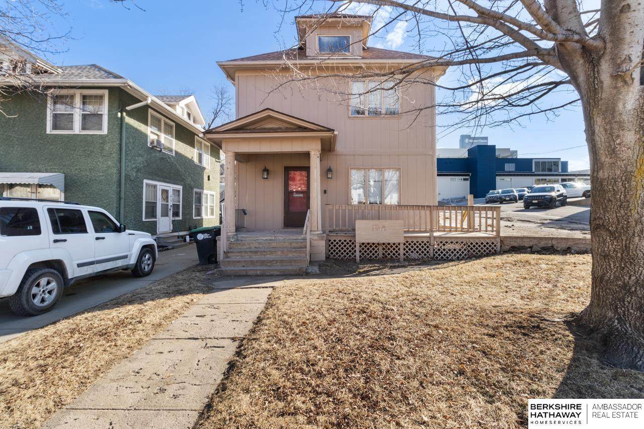 115 36th Street - Photo 1