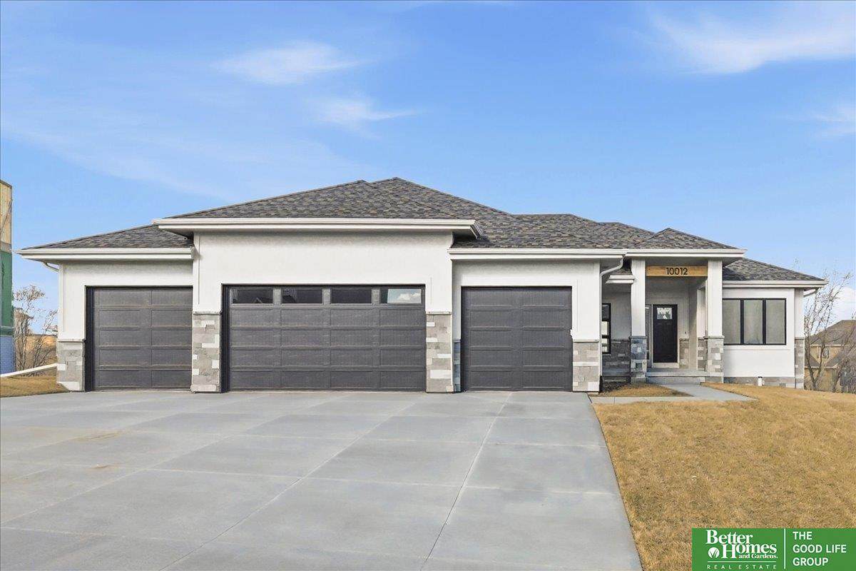 5308 200th Avenue - Photo 1