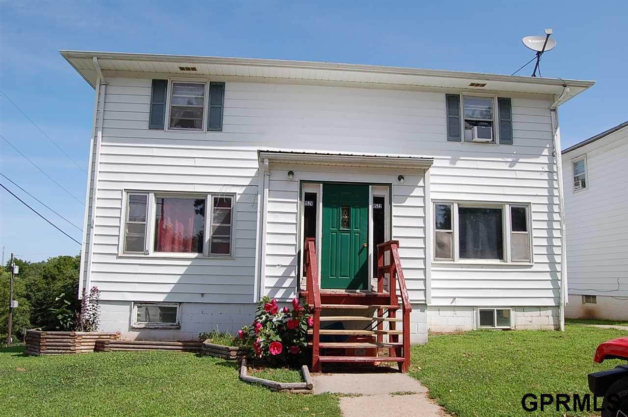 1524 1/2 3rd Avenue - Photo 1