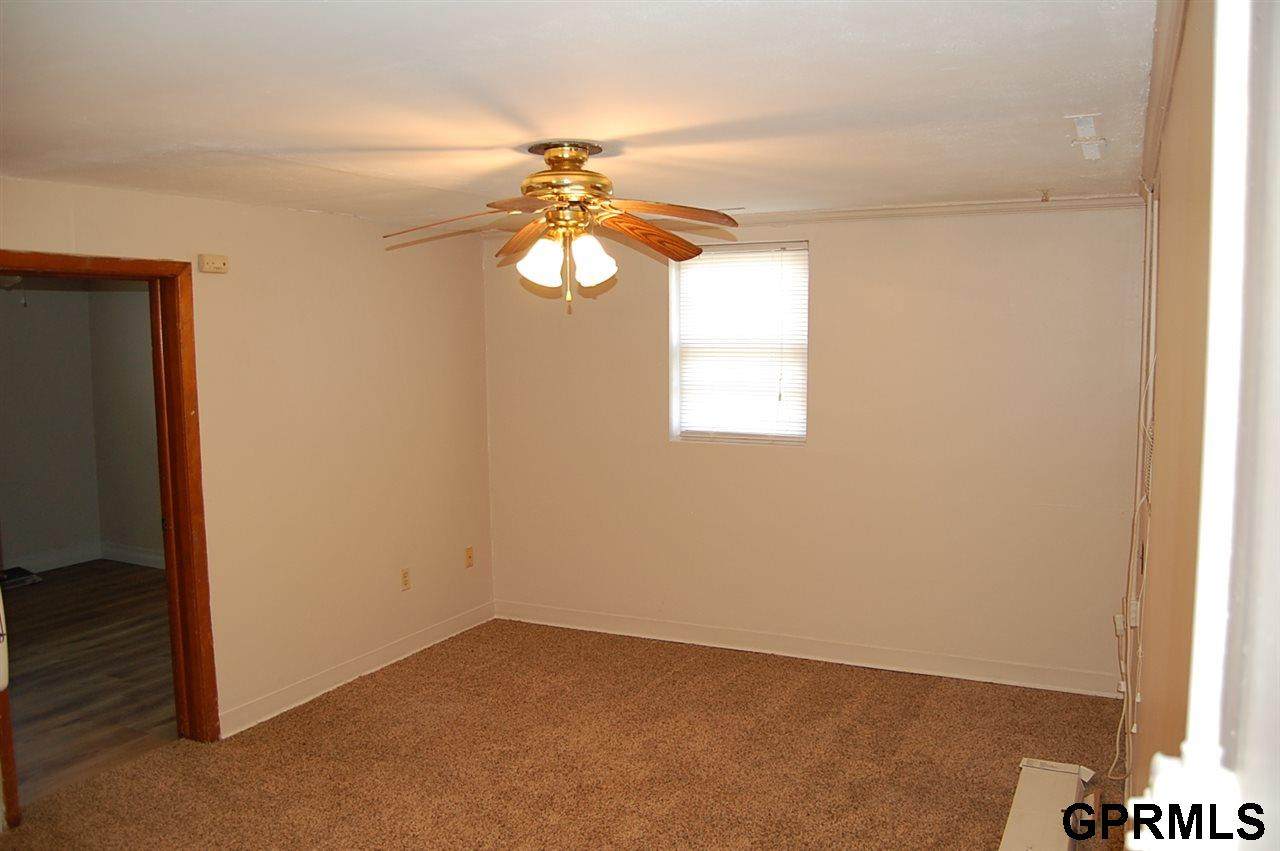 https://bt-photos.global.ssl.fastly.net/omaha/orig_boomver_1_22605673-2.jpg