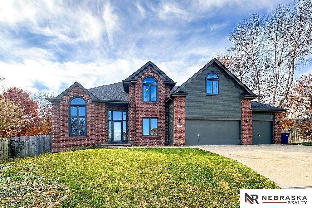 2924 Blackhawk Circle - Photo 1