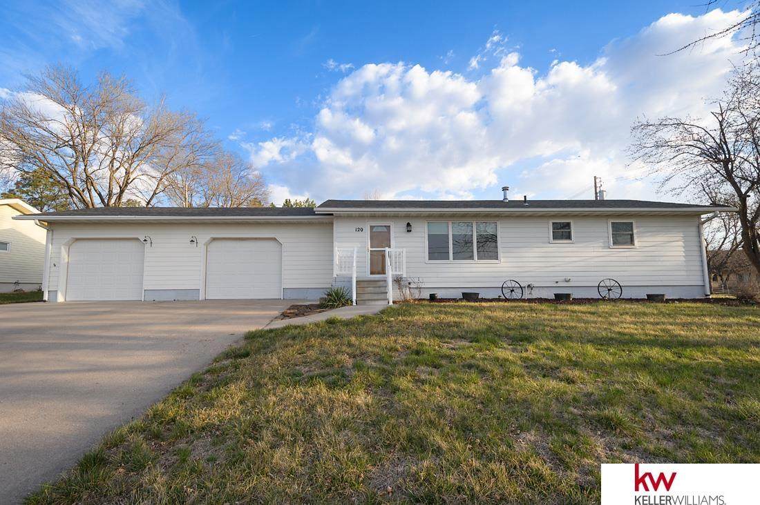 120 Willard Avenue - Photo 1