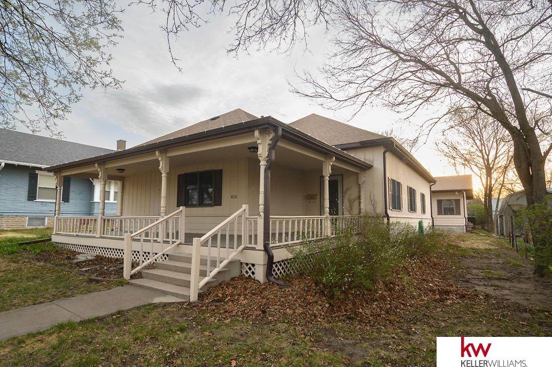 824 Commercial Avenue - Photo 1