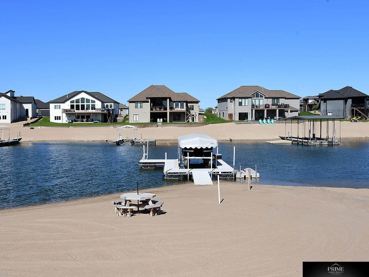 https://bt-photos.global.ssl.fastly.net/omaha/orig_boomver_1_22612897-2.jpg