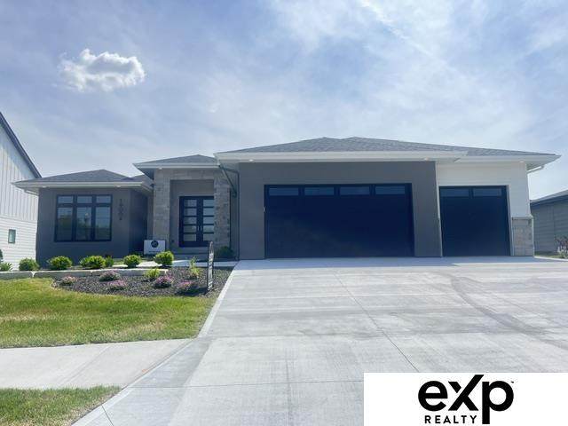 19009 Hackberry Drive - Photo 1