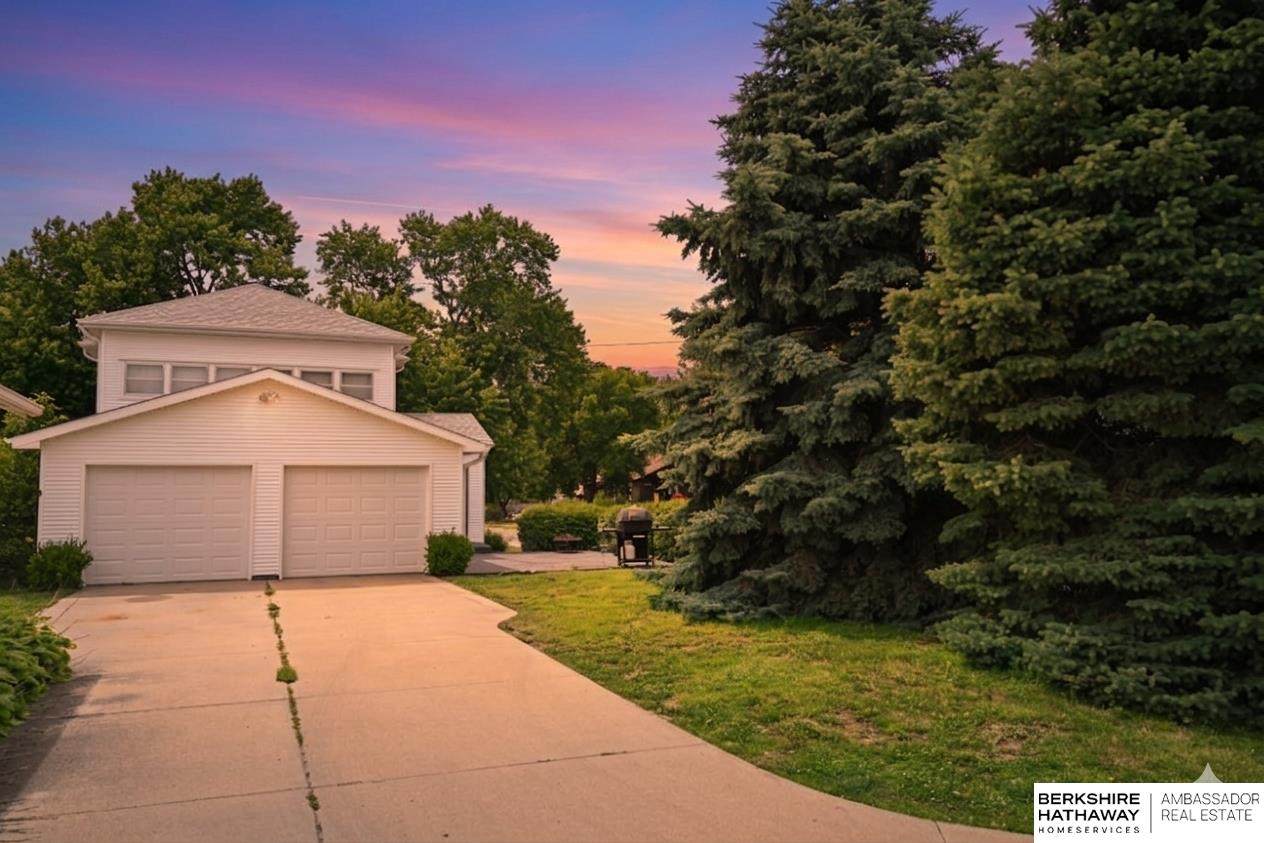https://bt-photos.global.ssl.fastly.net/omaha/orig_boomver_1_22614767-2.jpg