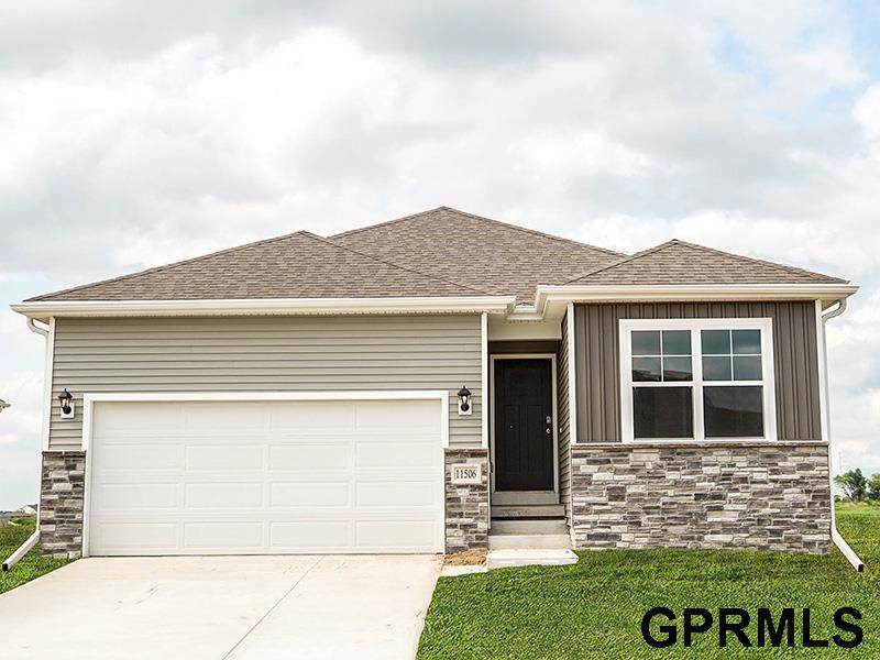 11973 114th Avenue - Photo 1
