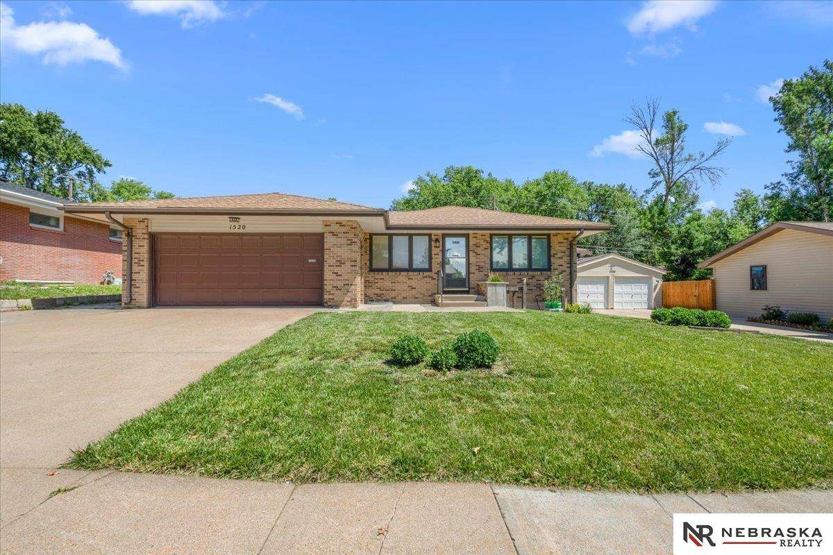 1520 Fairfield Street - Photo 1