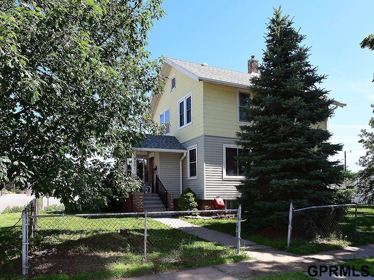 4201 22Nd Street - Photo 1