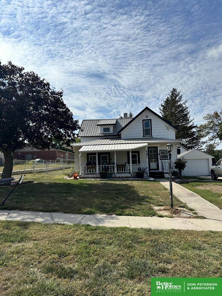 701 Vine Street - Photo 1