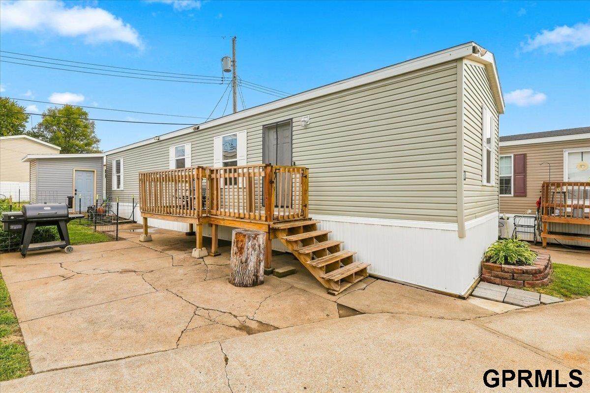 2425 #18 15th Street - Photo 1