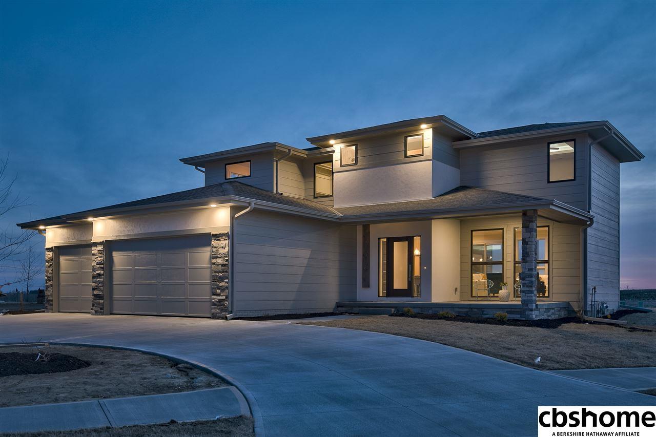7308 169th Street - Photo 1