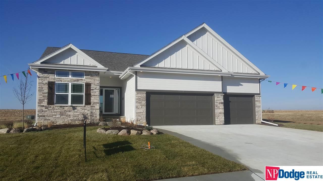 6716 200 Avenue - Photo 1