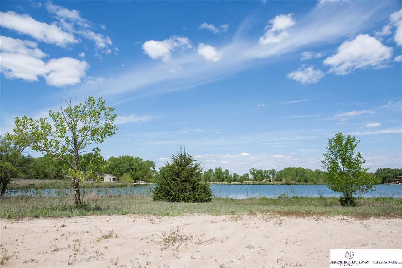 5509 284 Circle - Photo 1