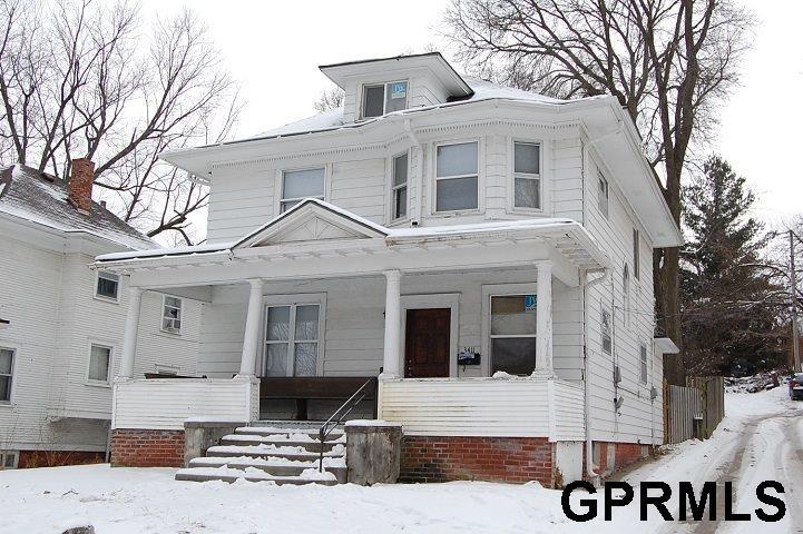 3411 Burt Street - Photo 1