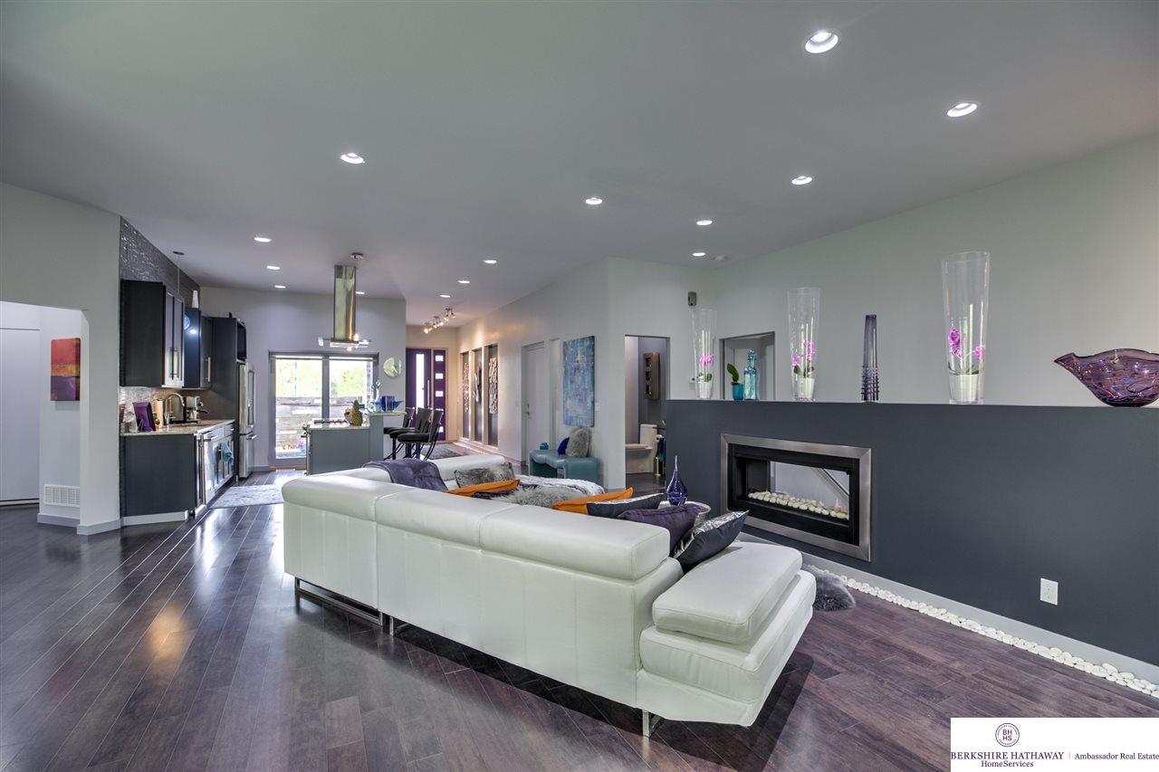 201 Bellevue Boulevard - Photo 1
