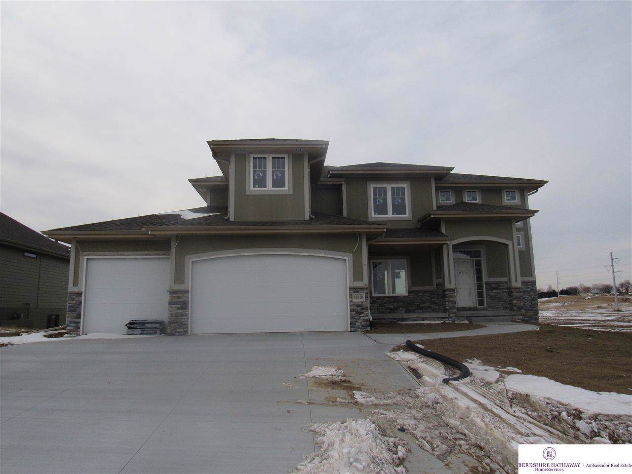 11610 111th Street - Photo 1