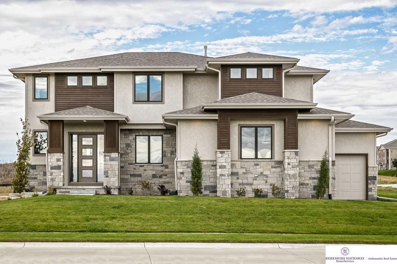 3305 177 Avenue - Photo 1