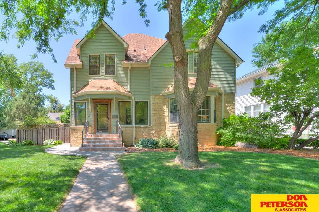 1219 Park Avenue - Photo 1