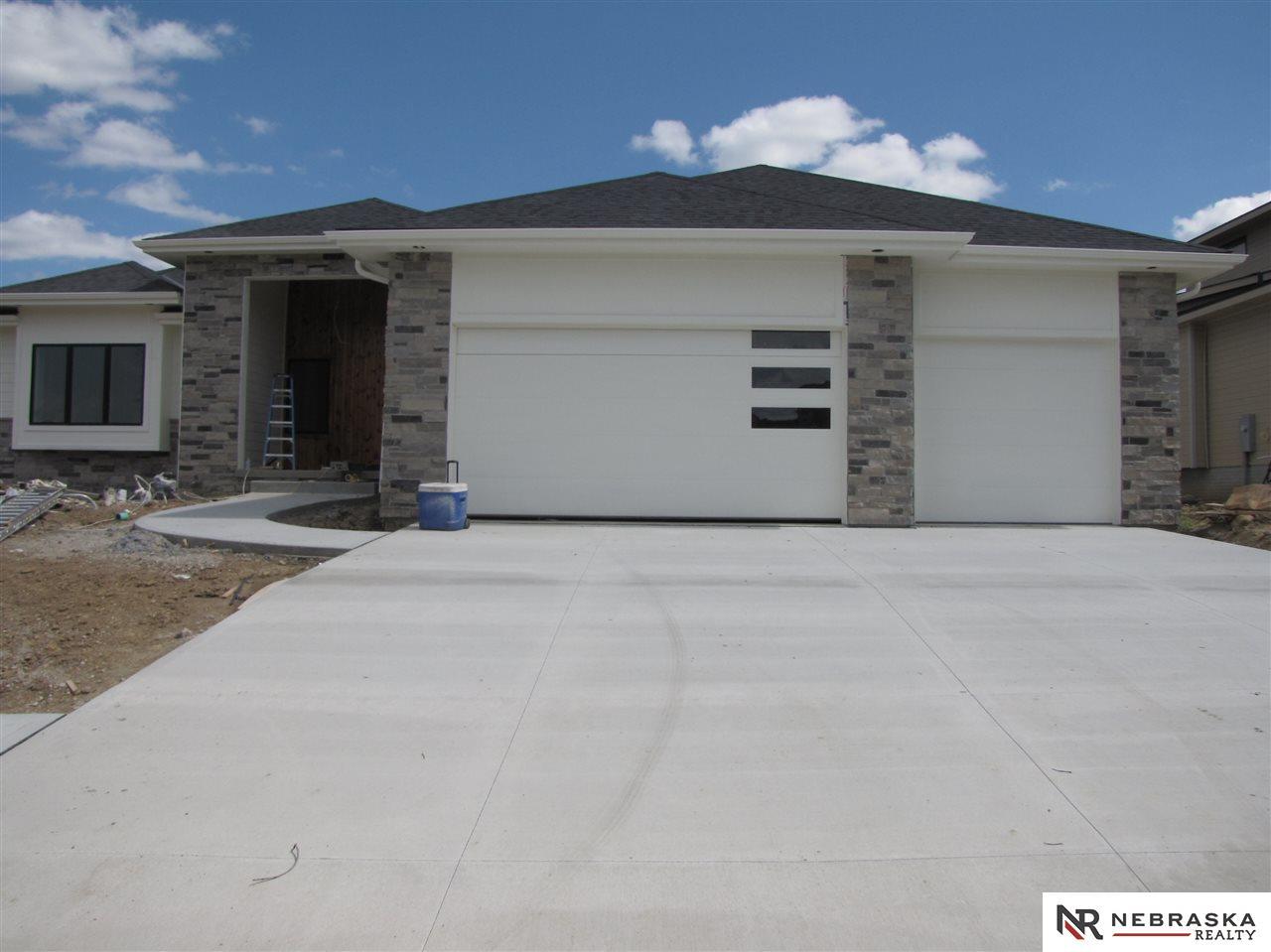 21111 B Street - Photo 1
