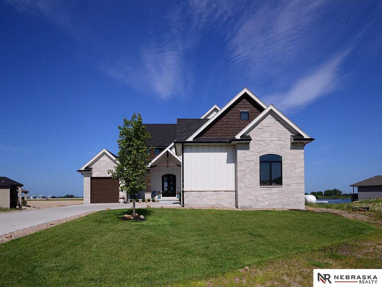 671 Legacy Pointe - Photo 1