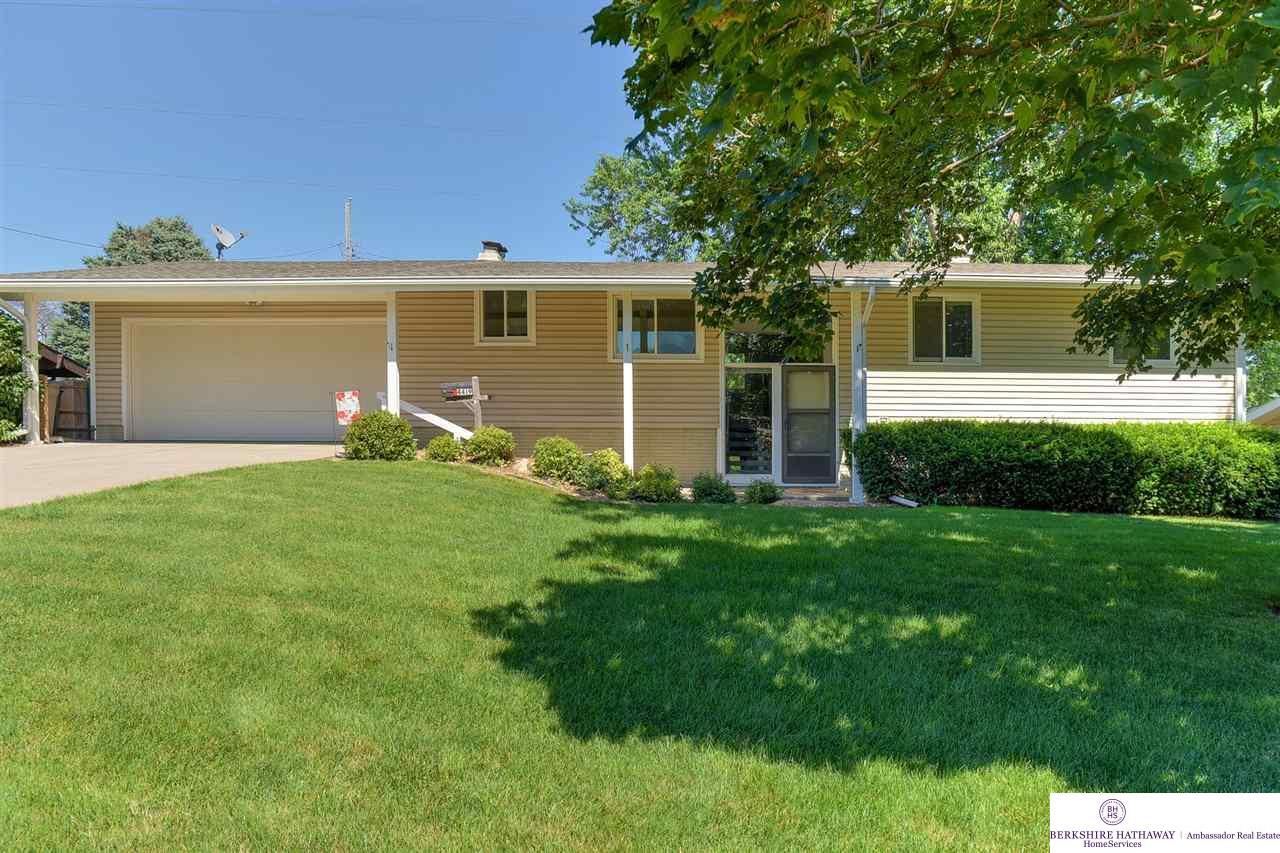 4419 Eastridge Drive - Photo 1