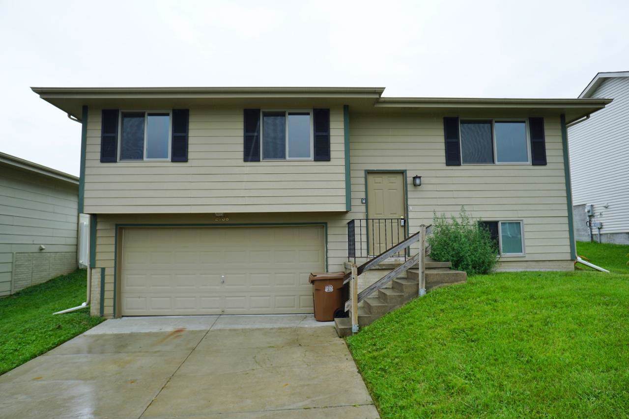 2738 Columbine Drive - Photo 1
