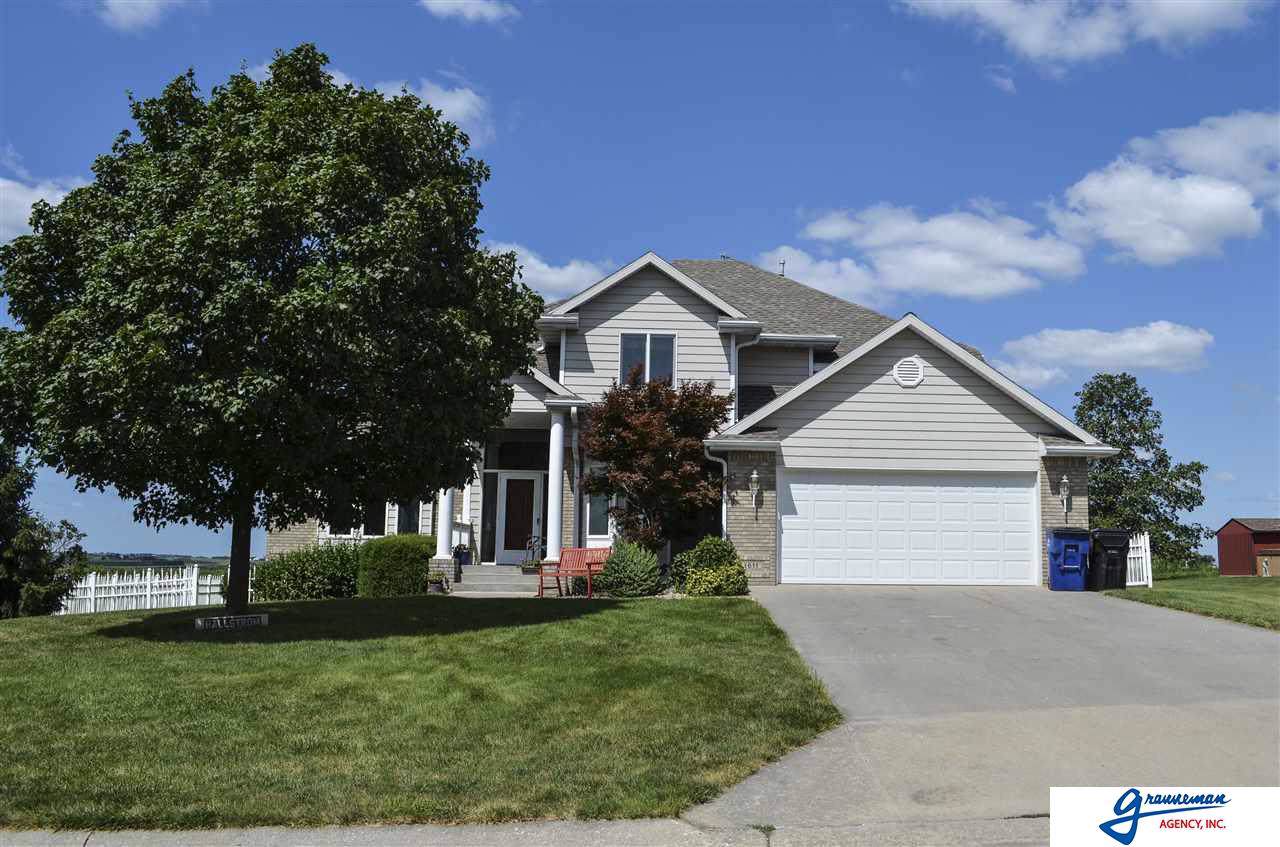 1611 Behling Drive - Photo 1