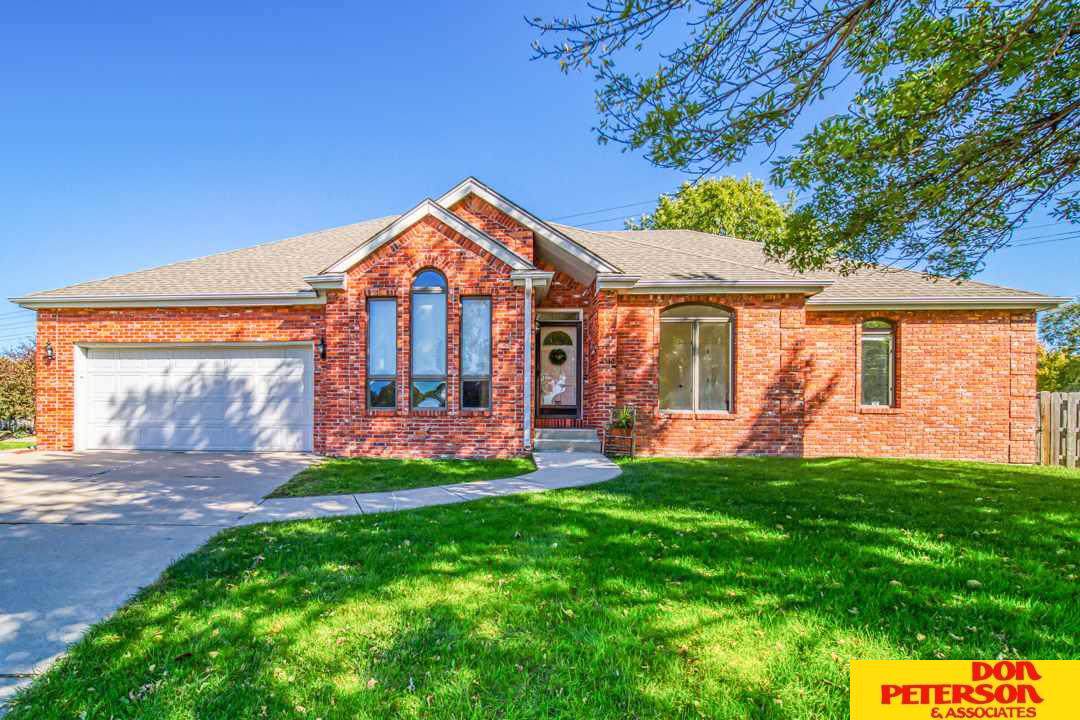 2530 Estes Lane - Photo 1
