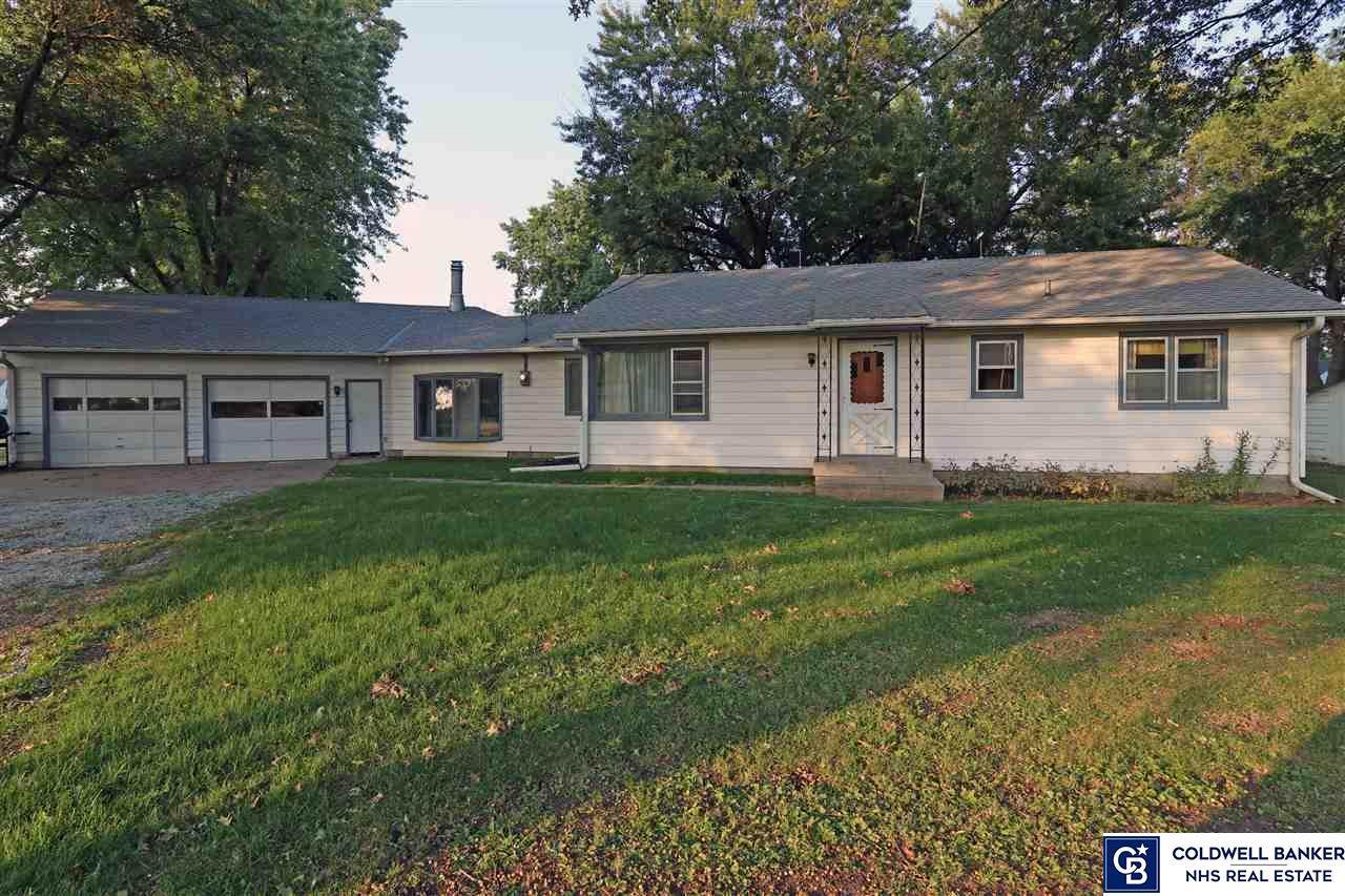 312 Edward Street - Photo 1