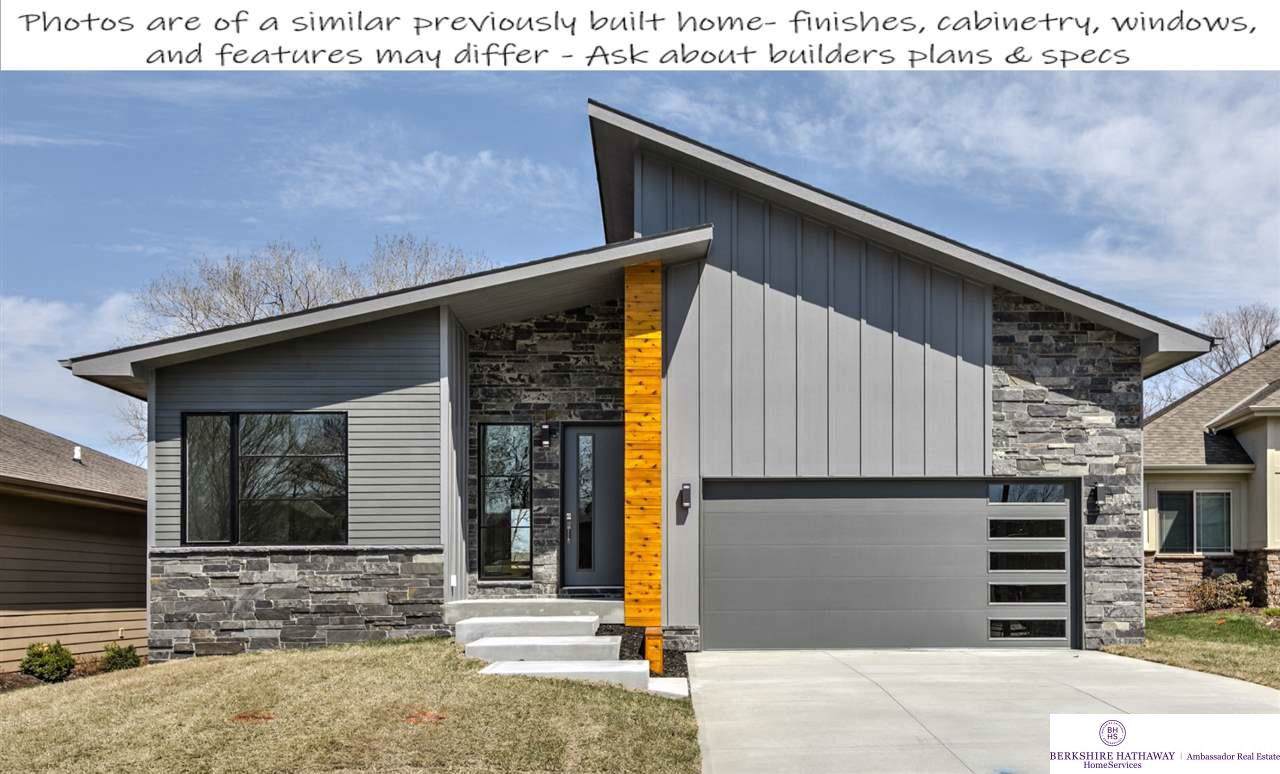 12410 161 Avenue - Photo 1