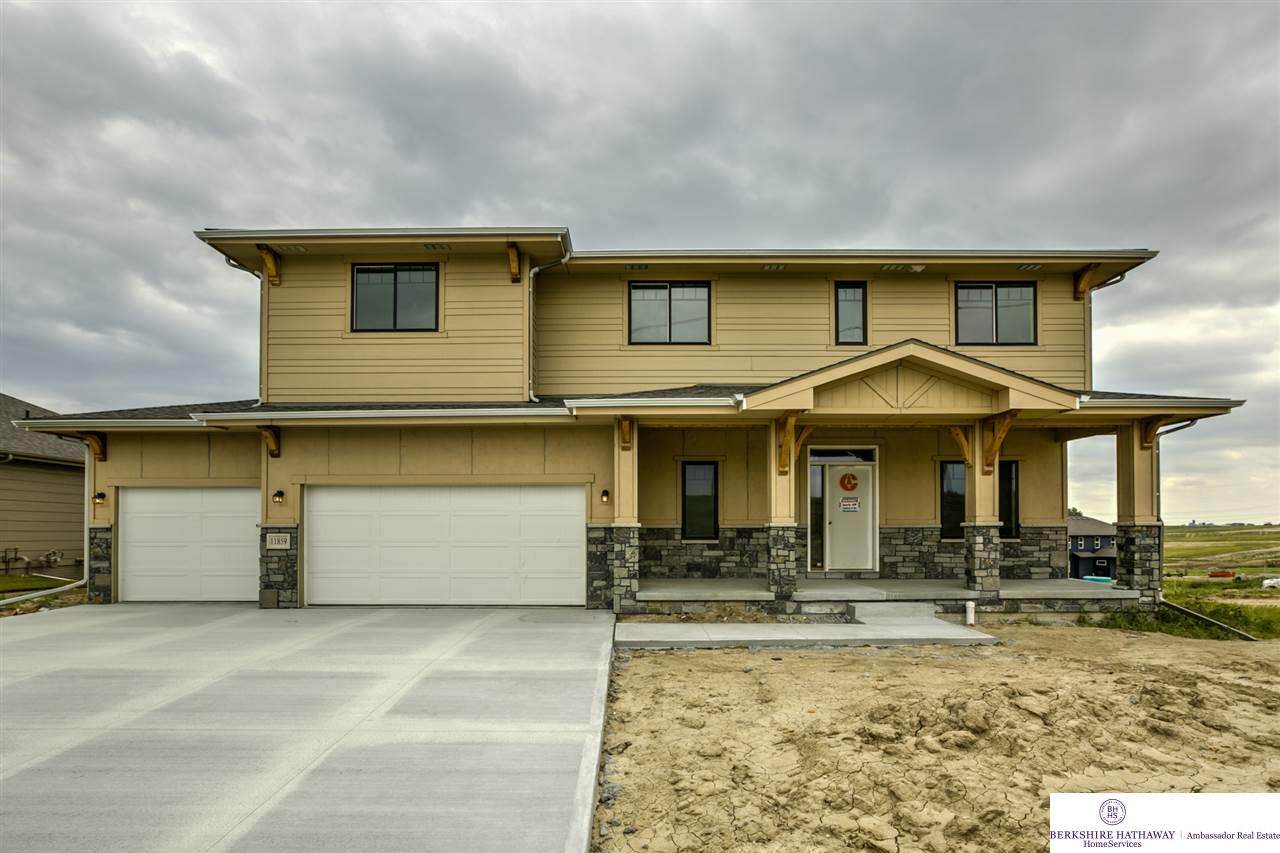 11859 113 Avenue - Photo 1