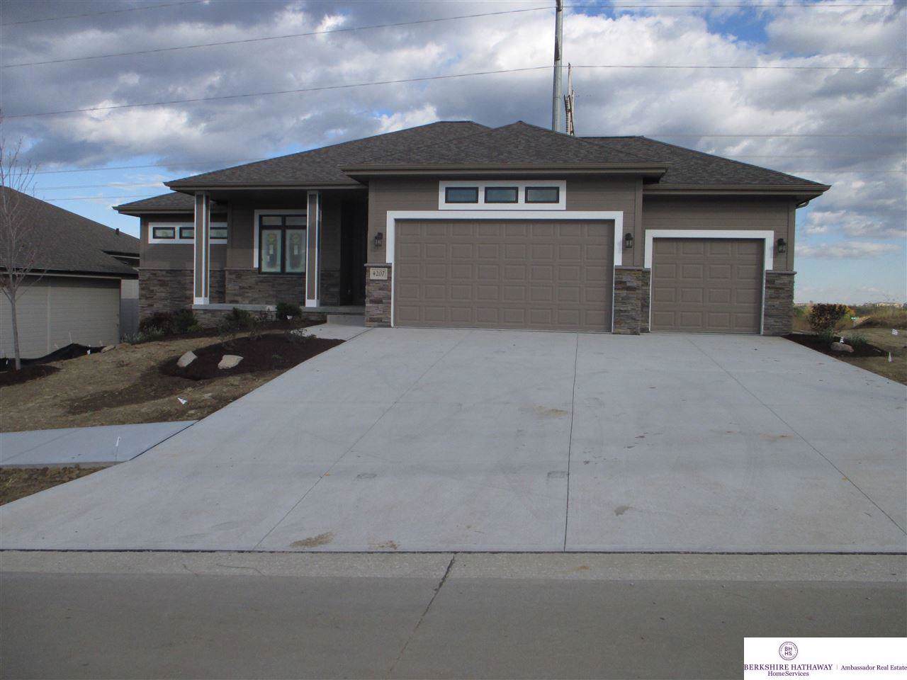4207 187 Street - Photo 1