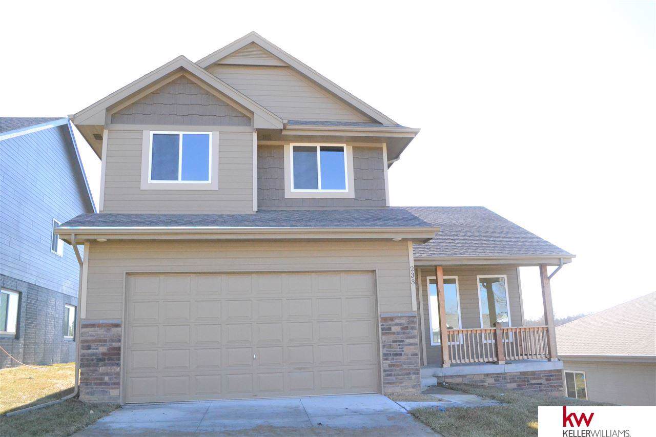 233 11TH Avenue - Photo 1