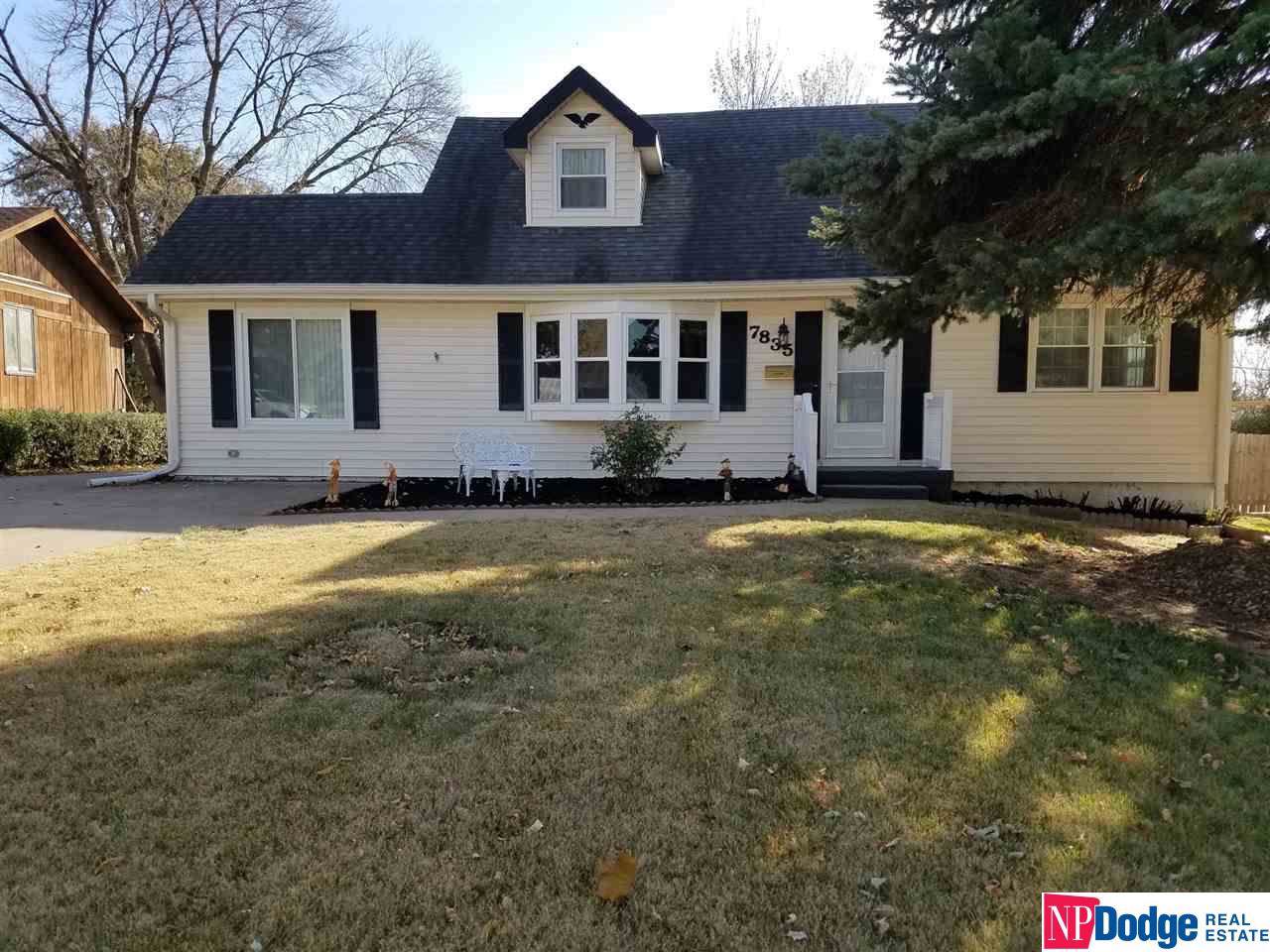 7835 Grover Street - Photo 1