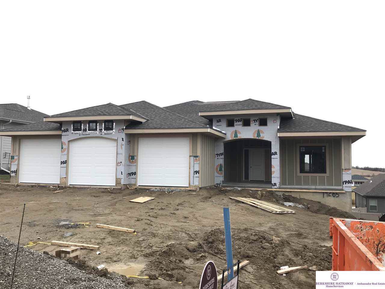 19265 Ruggles Circle - Photo 1