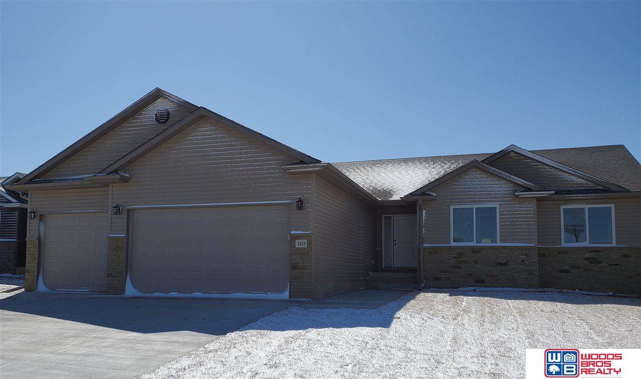 7517 Lilee Lane - Photo 1