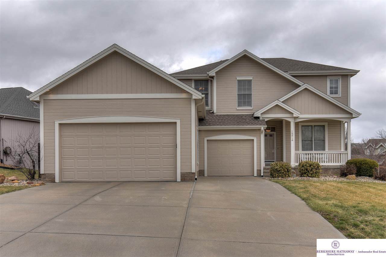 18614 Jackson Circle - Photo 1