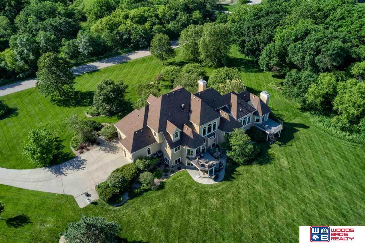 10001 Cromwell Drive - Photo 1