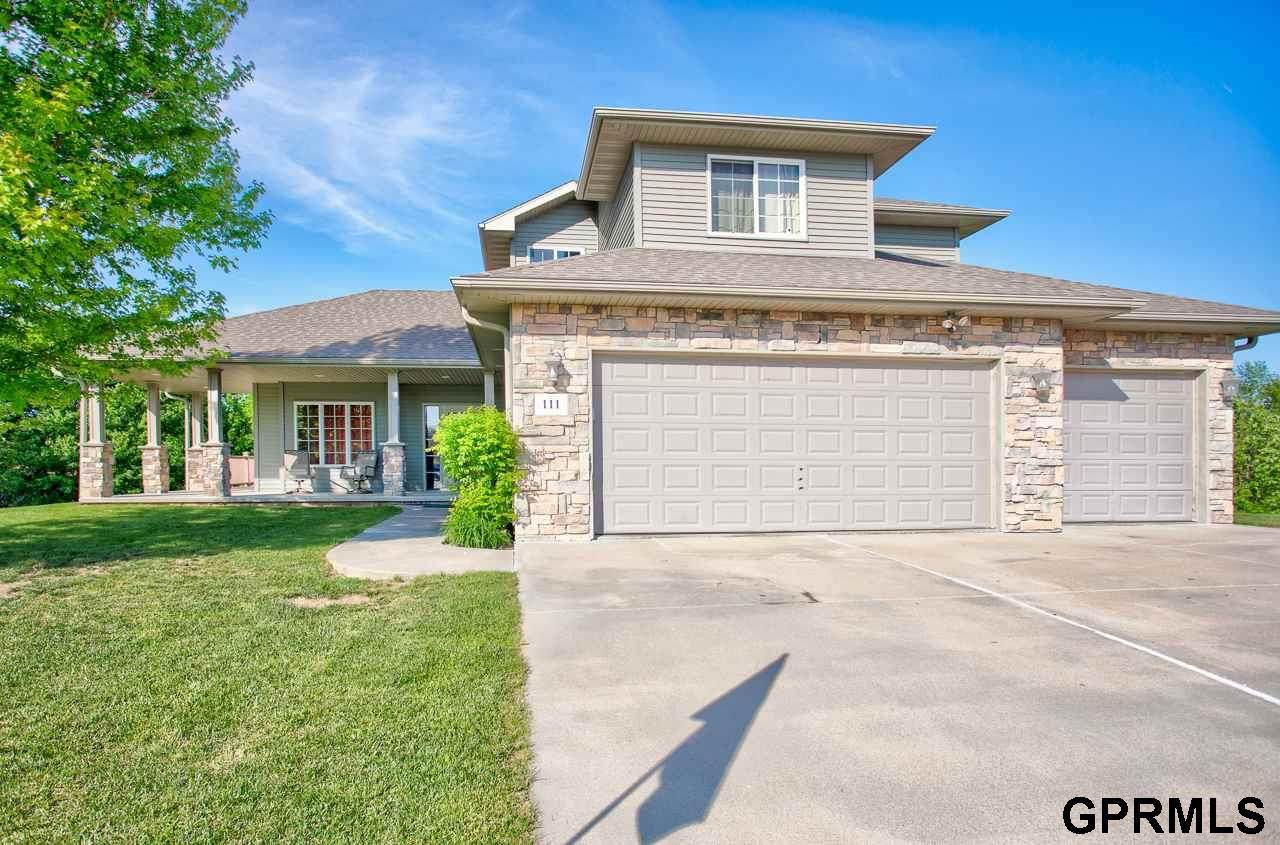 111 Sunset Circle - Photo 1 111 Sunset Circle - Photo 1