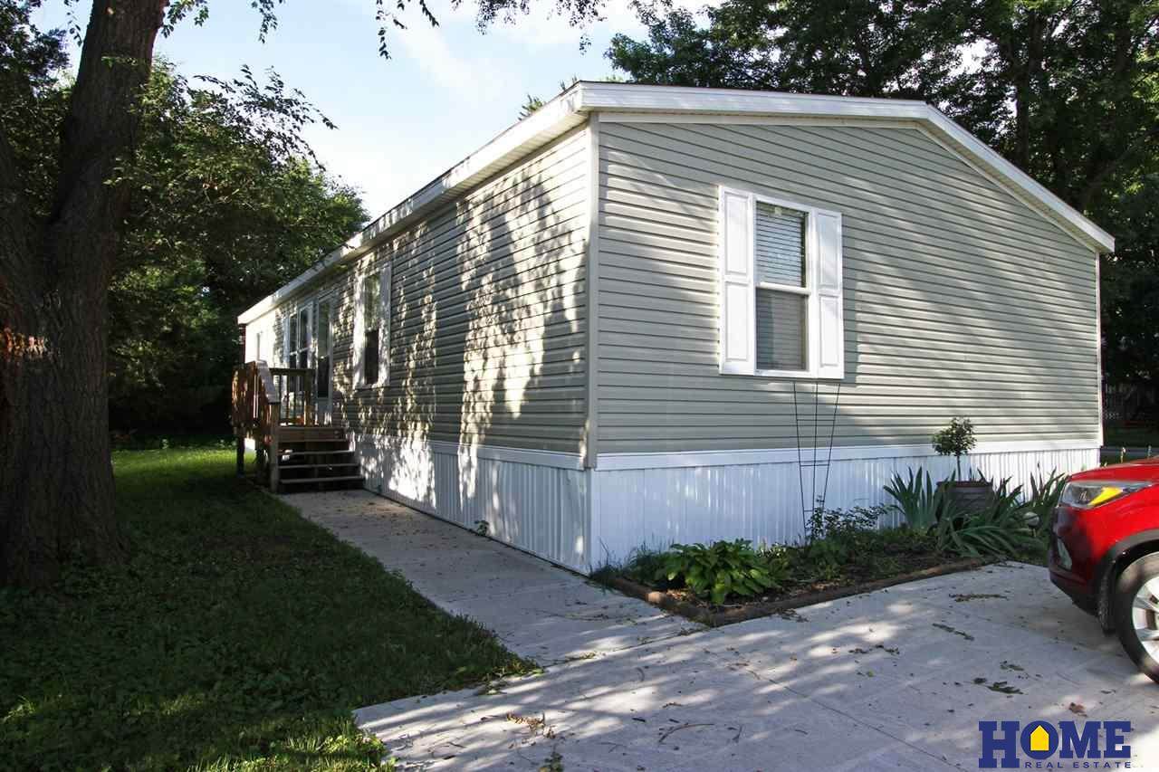 409 Treehaven Drive - Photo 1