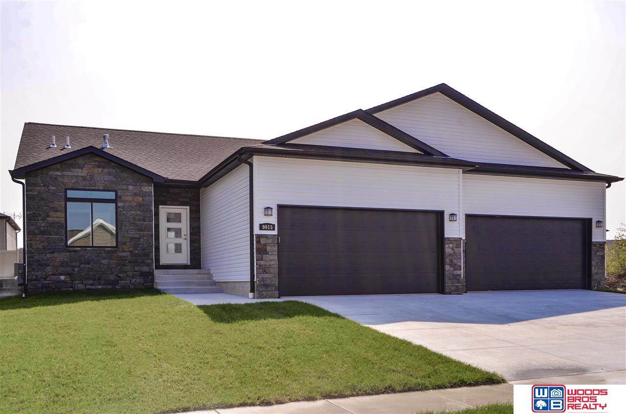 9015 Trader Drive - Photo 1