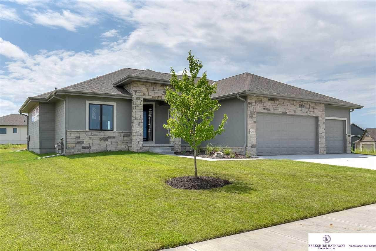 10507 Superior Drive - Photo 1